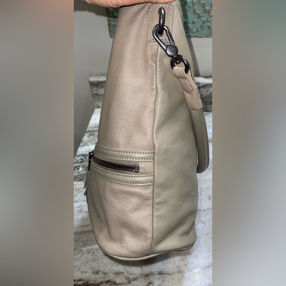 LIEBESKIND Berlin Fenja Zip Shoulder Bag Hobo - Picture 13 of 15